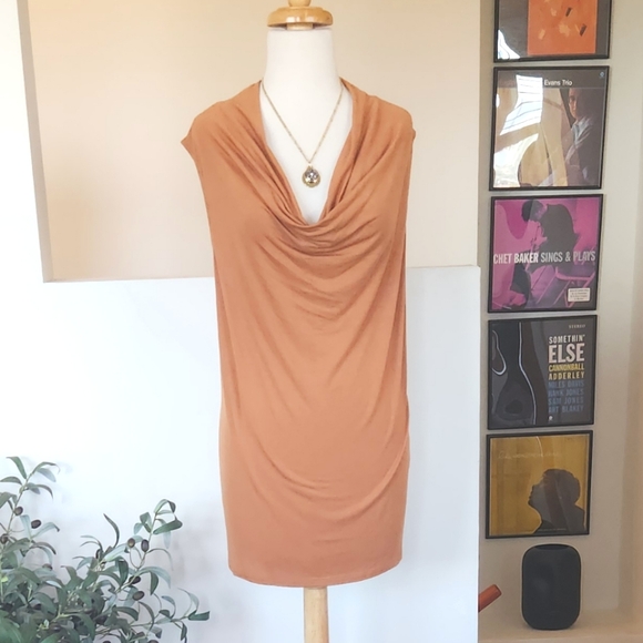 🏷️Torrid Studio Tissue Jersey Drape Neck Tank 2X - Picture 4 of 11